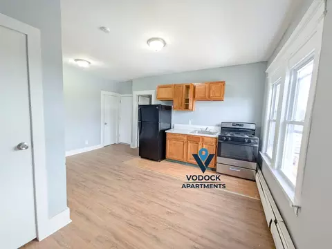 1123 Main St #9, East Hartford, CT 06108