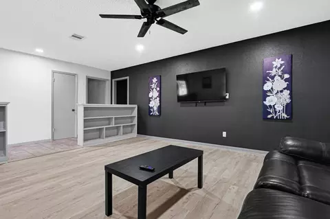 1806 Clayton Dr #1603449P, Baytown, TX 77520