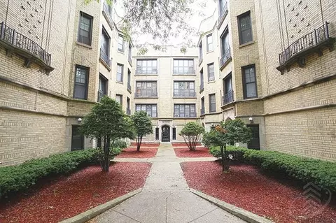 6364 N Hermitage Ave #6382GDN, Chicago, IL 60660