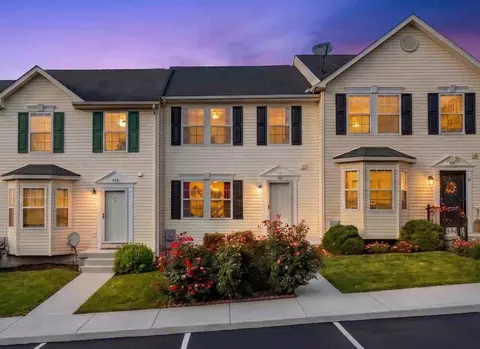 100 Quince Tree Dr, Martinsburg, WV 25403