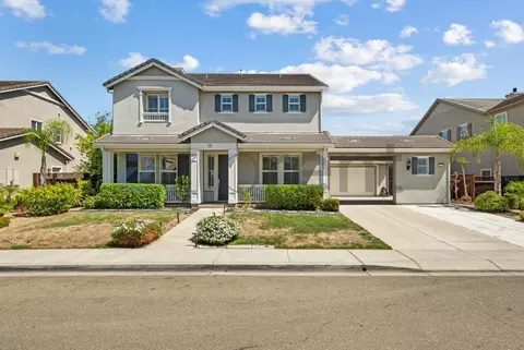 1013 Hollyhock Dr, Oakley, CA 94561