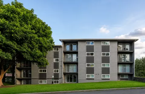 1122 Oakland St #A, Cheney, WA 99004