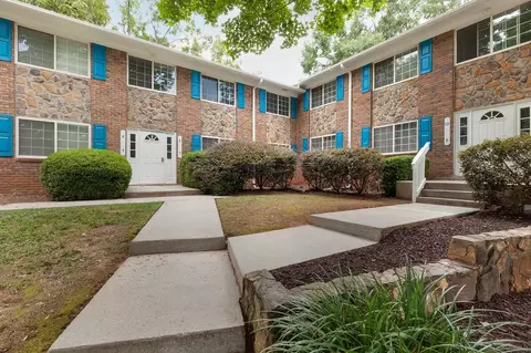 641 Powder Springs St SE #10, Smyrna, GA 30080