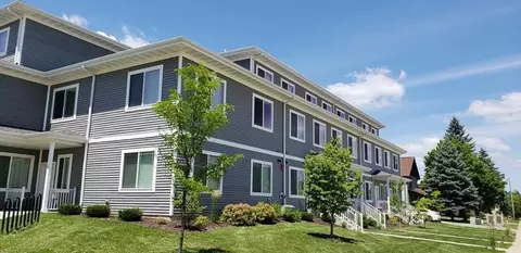 122 N Prince St #9, Whitewater, WI 53190