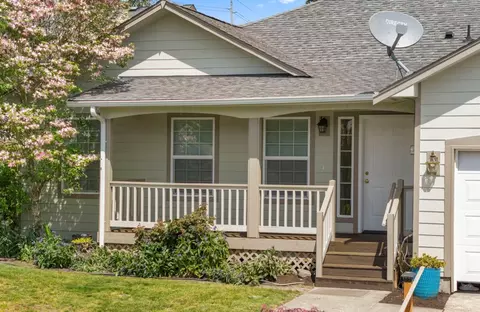 312 G St SW #B, Tumwater, WA 98512