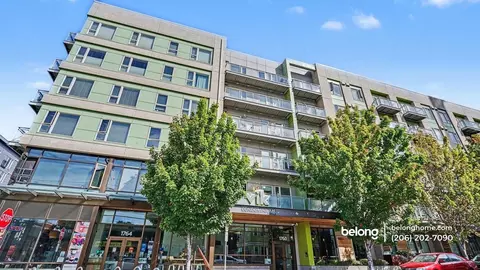 1760 NW 56th St #604, Seattle, WA 98107
