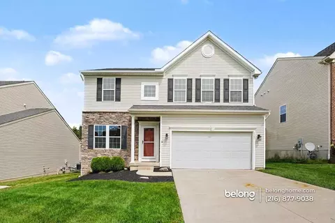 1500 Crescent Dr, Streetsboro, OH 44241