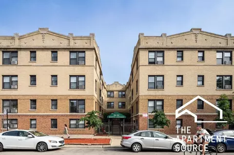 713 W Brompton Ave #GDNN, Chicago, IL 60657