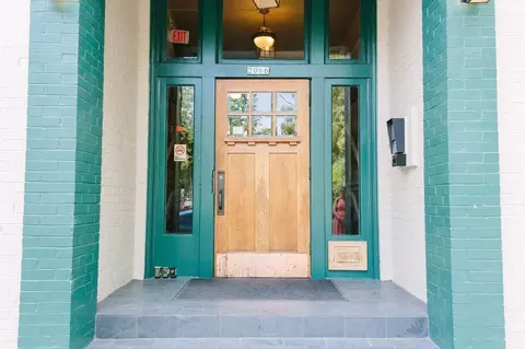 2066 NW Glisan St #24, Portland, OR 97209