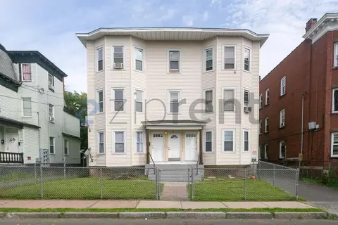 10 Warner St #1L, Hartford, CT 06114