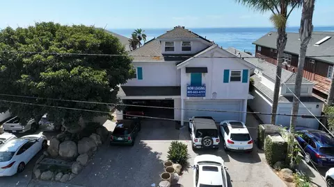 6577 Del Playa Dr, Isla Vista, CA 93117