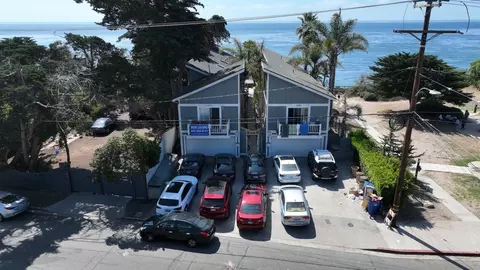 6599 Del Playa Dr, Isla Vista, CA 93117