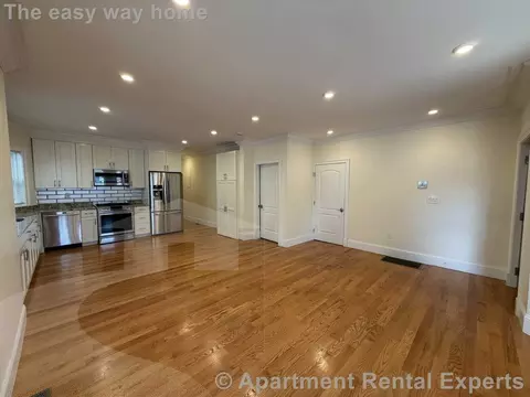 65 Newton St #1, Somerville, MA 02143