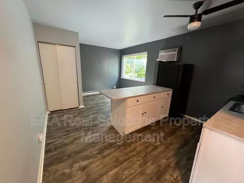 745 Oak St #4, Cincinnati, OH 45206