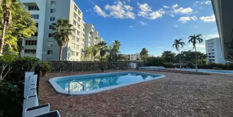 9143 SW 77th Ave #B708, Miami, FL 33156