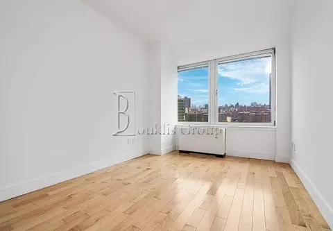 246 Pearl St #808, New York, NY 10038