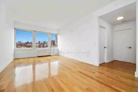 246 Pearl St #1210, New York, NY 10038