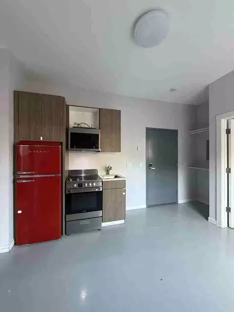 Undisclosed, Chicago, IL 60640