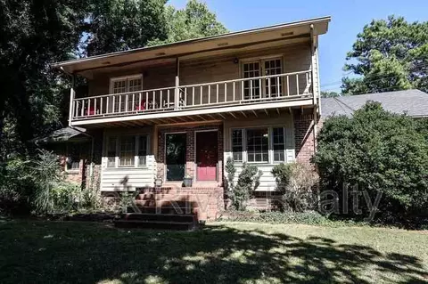 221 3, Columbia, TN 38401