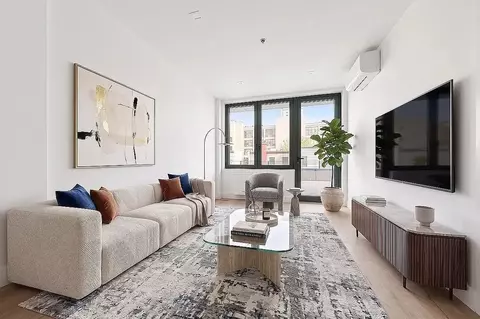 3645 31st St #6D, New York, NY 11106