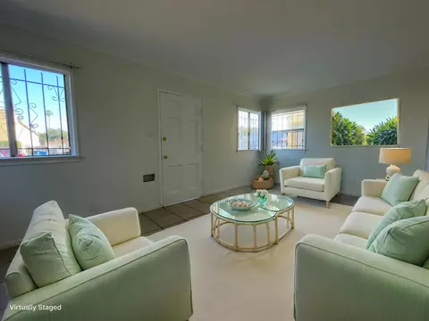 1033 W 95th St, Westmont, CA 90044