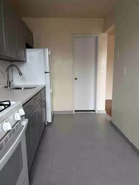 149-43 35th Ave #1J, New York, NY 11354