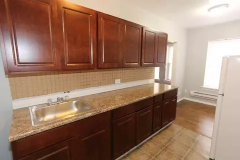 4501 N Malden St #1A, Chicago, IL 60640