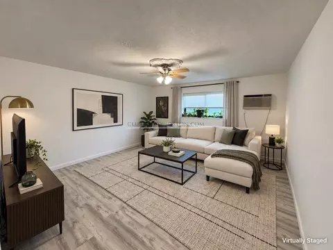 530 Washington St #2, Boston, MA 02135