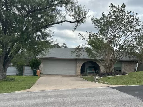 6805 Silvermine Dr #NA, Austin, TX 78736