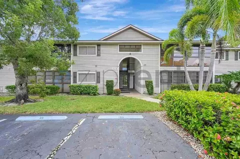8121 S Woods Cir #14, Fort Myers, FL 33919