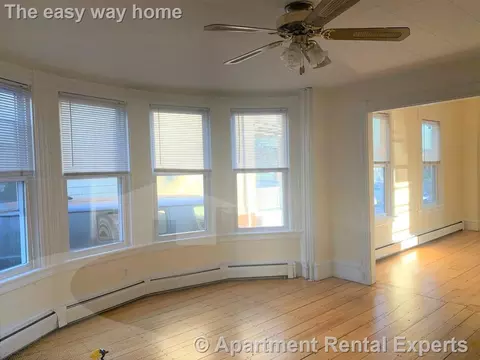 547 Broadway #1B, Somerville, MA 02145