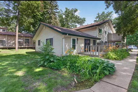 2755 Upland Ln N, Plymouth, MN 55447