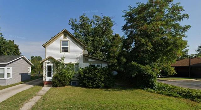 1055 E Front St #2, Traverse City, MI 49686