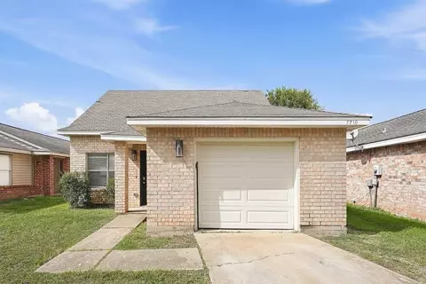 7710 Ellis Dr, Missouri City, TX 77489