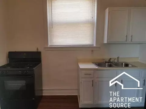 2404 W 63rd St #2C, Chicago, IL 60629