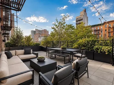 81 Orchard St #4, New York, NY 10002