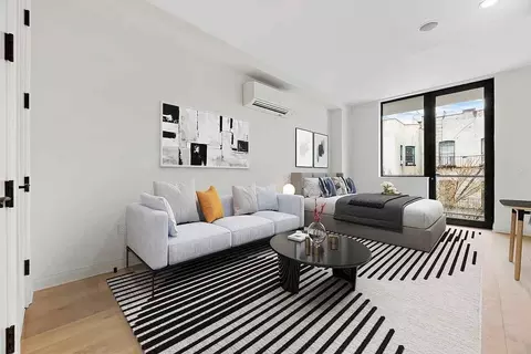 127 W 112th St #5D, New York, NY 10026