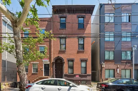 1507 N 17th St #1, Philadelphia, PA 19121