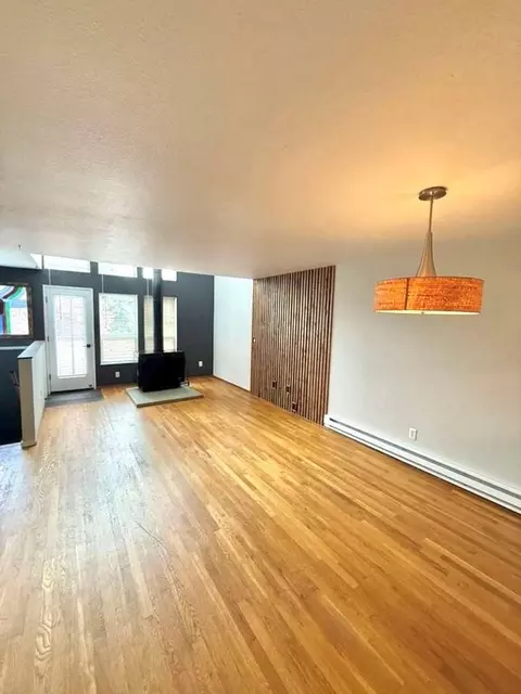 8833 Midvale Ave N # A, Seattle, WA 98103