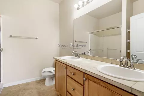 1976 NW Florence Ave, Gresham, OR 97030 photo 17