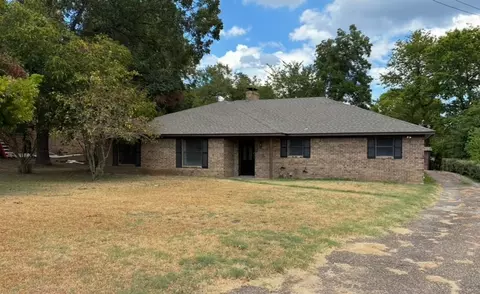 231 Quitman St, Pittsburg, TX 75686