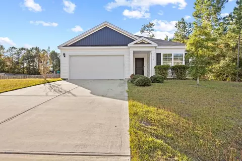 418 High Ridge Ct, Sneads Ferry, NC 28460