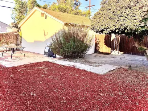 12413 Chandler Blvd, Valley Village, CA 91607