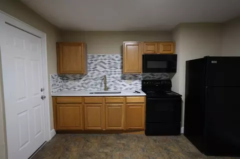 1213 N Jackson Ave, Wichita, KS 67203