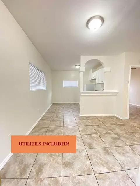 70 14th Pl #14, Long Beach, CA 90802