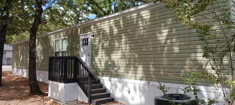 49 Thousand Oaks Mhp #49, Mansfield, TX 76063
