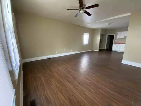 2620 Slevin St, Louisville, KY 40212