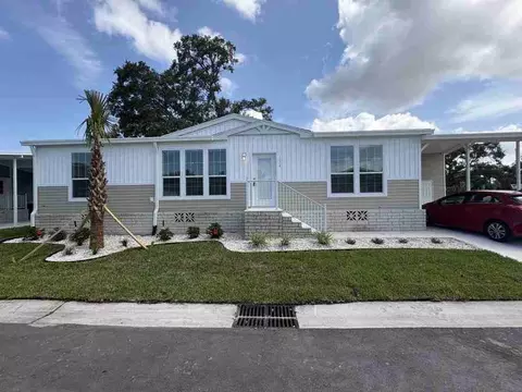 1654 Voyager Dr, Sarasota, FL 34234