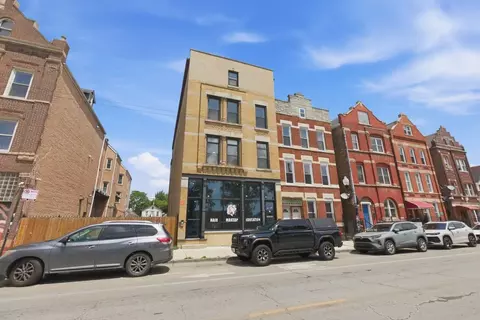 1854 W 18th St #1R, Chicago, IL 60608