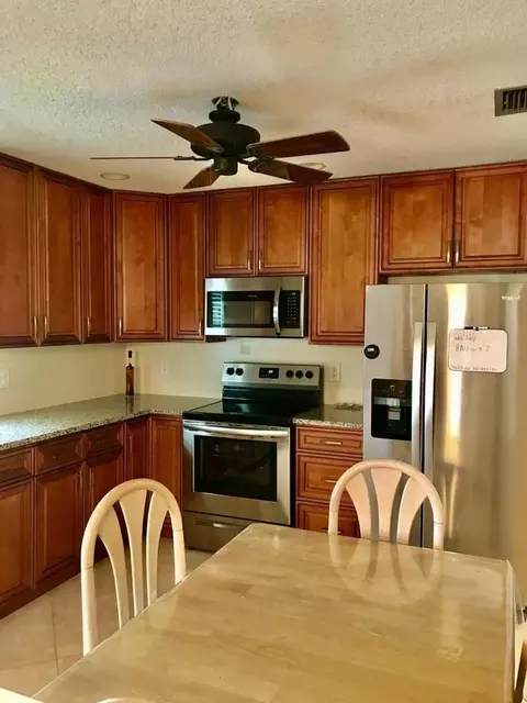 6333 Stanley Ln, Delray Beach, FL 33484